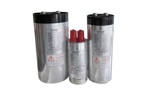 哪些環(huán)境會(huì)對電容器的性能產(chǎn)生影響？